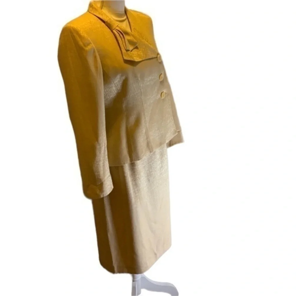 Kasper skirt suit - Picture 3 of 8